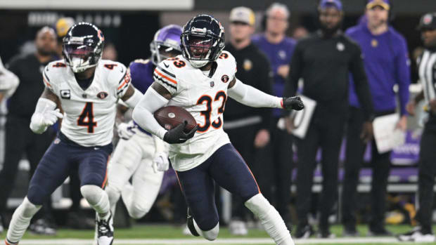Chicago Bears cornerback Jaylon Johnson.